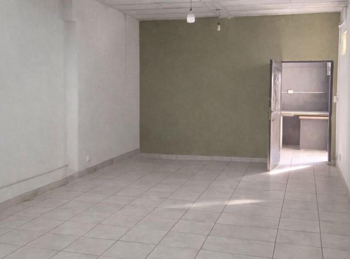 Local comercial · 42m²
