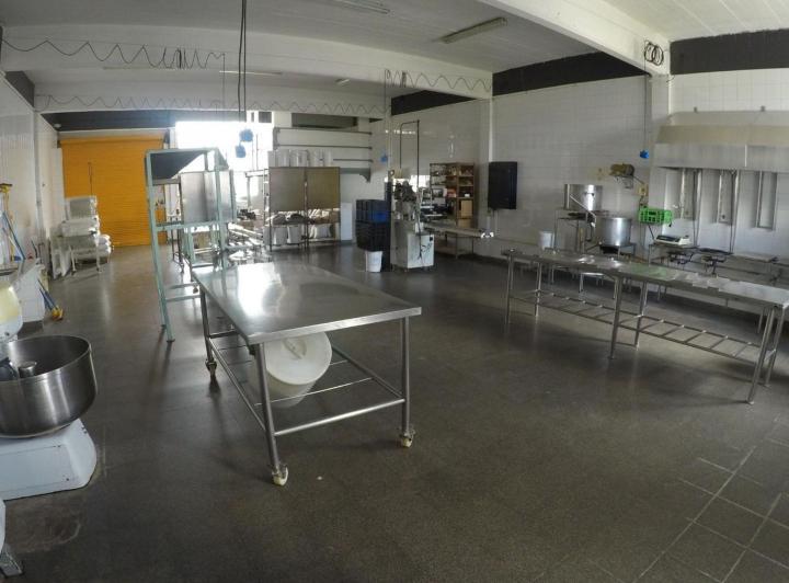 Depósito · 375m²