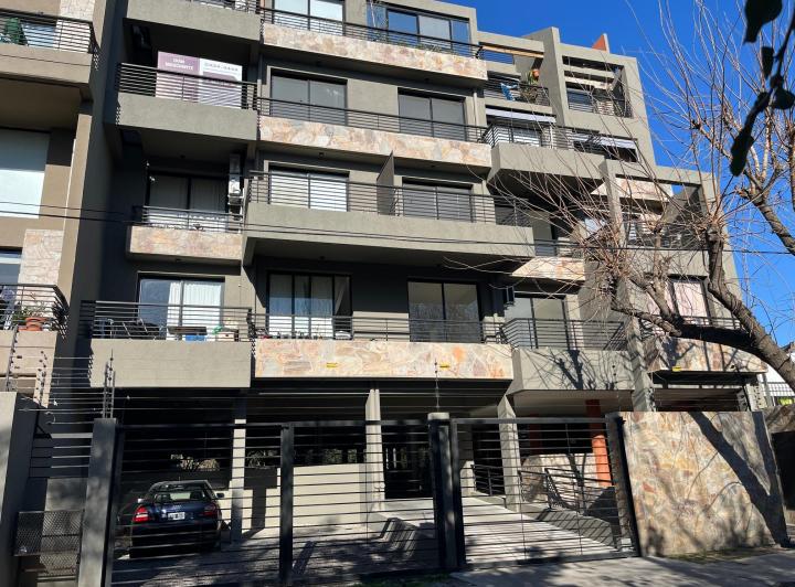Departamento · 45m² · 2 Ambientes · 1 Cochera