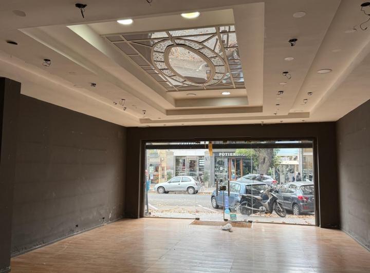 Local comercial · 170m²