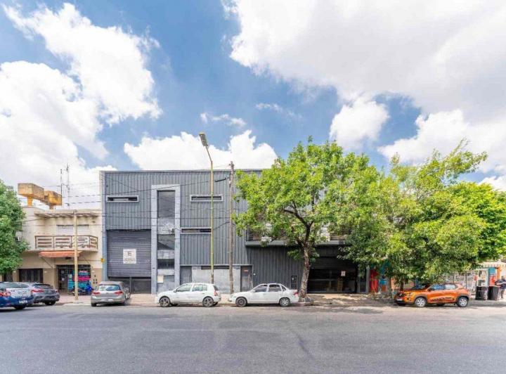 Bodega-Galpón · 1200m²