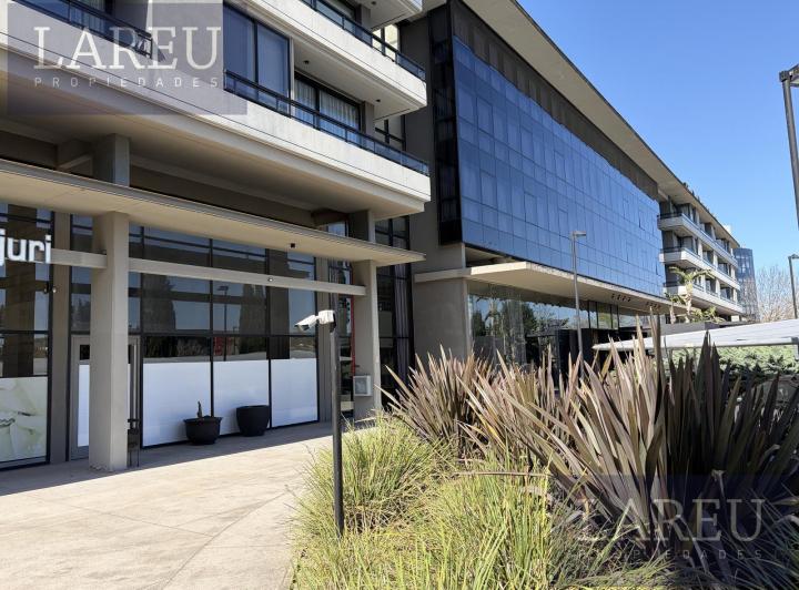 Local comercial · 187m² · 2 Ambientes · 1 Cochera