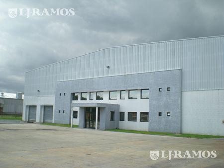 Depósito · 9900m²