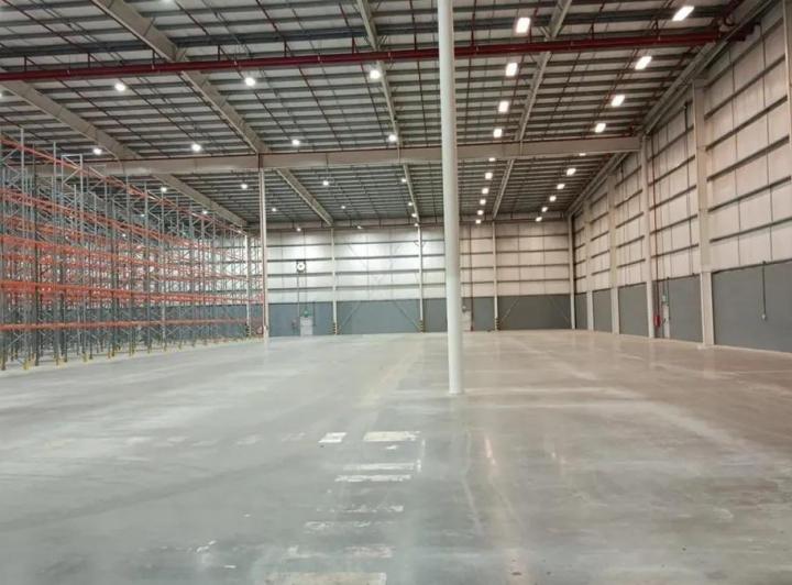 Depósito · 6400m²