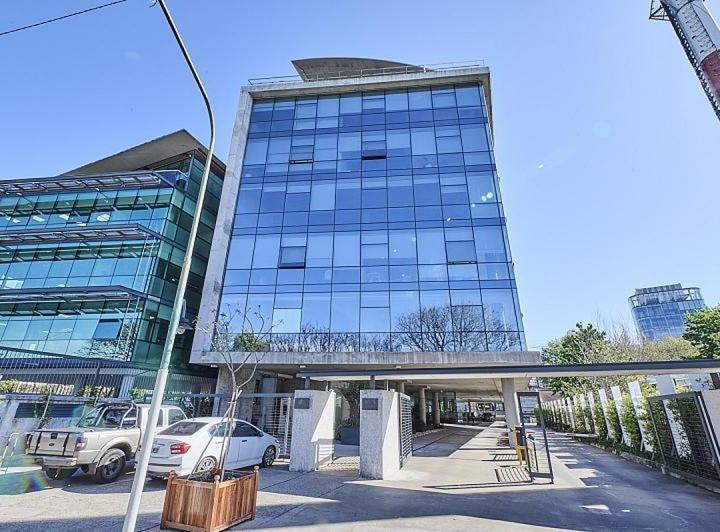 Oficina comercial · 909m² · 3 Ambientes · 15 Cocheras