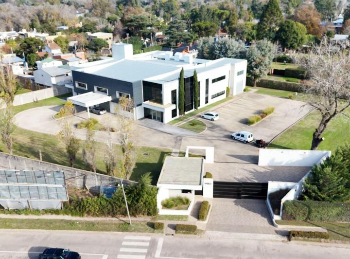 Depósito · 1950m²