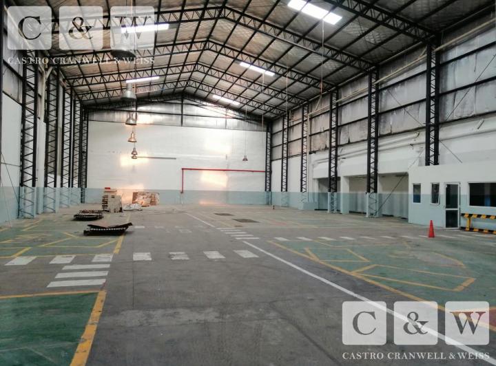 Bodega-Galpón · 2170m²