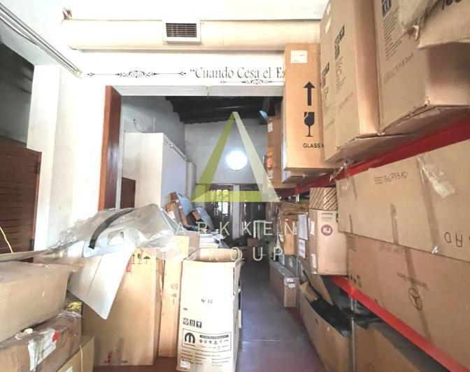 Local comercial · 353m² · 4 Ambientes