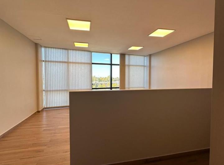 Oficina comercial · 49m² · 1 Ambiente · 1 Cochera