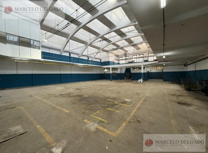 Depósito · 1800m²
