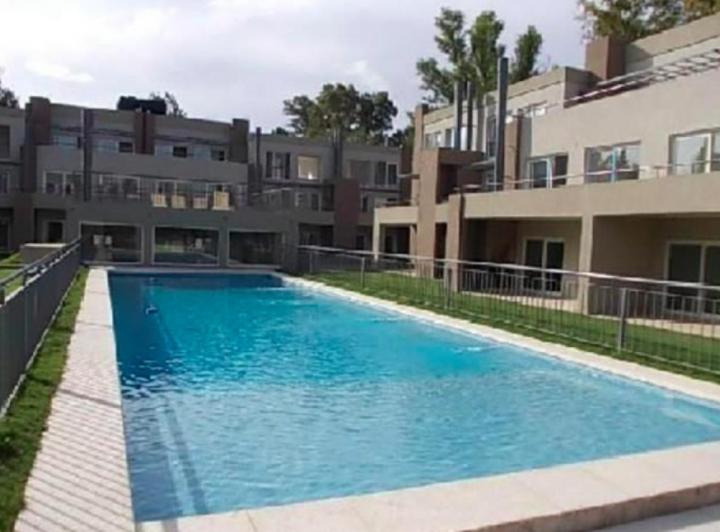 Departamento · 62m² · 2 Ambientes · 1 Cochera