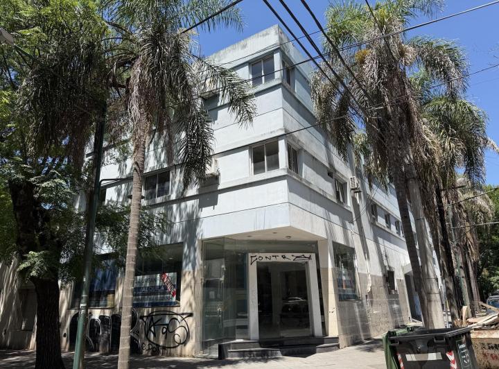 Edificio · 1200m²