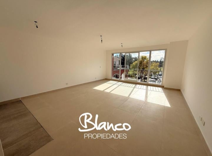 Departamento · 47m² · 1 Ambiente · 1 Cochera