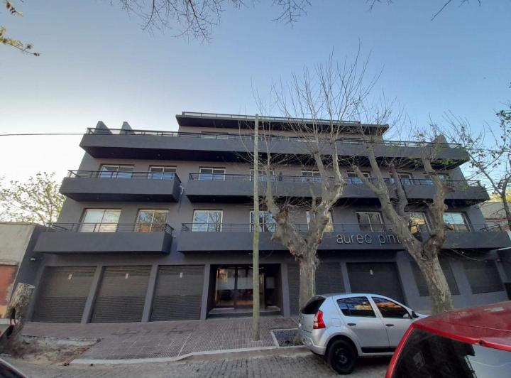 Departamento · 50m² · 2 Ambientes · 1 Cochera