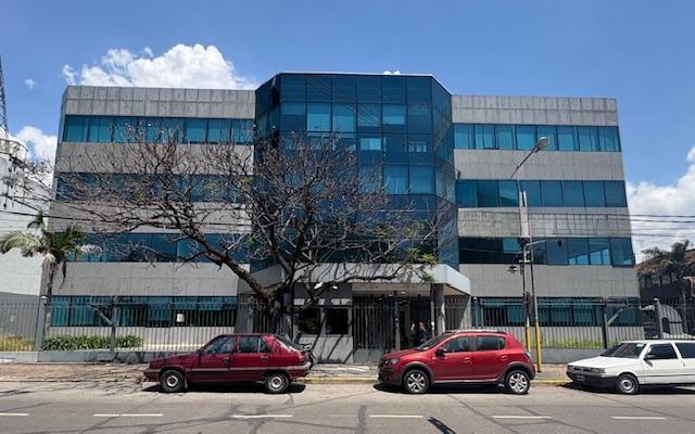 Oficina comercial · 830m² · 13 Cocheras