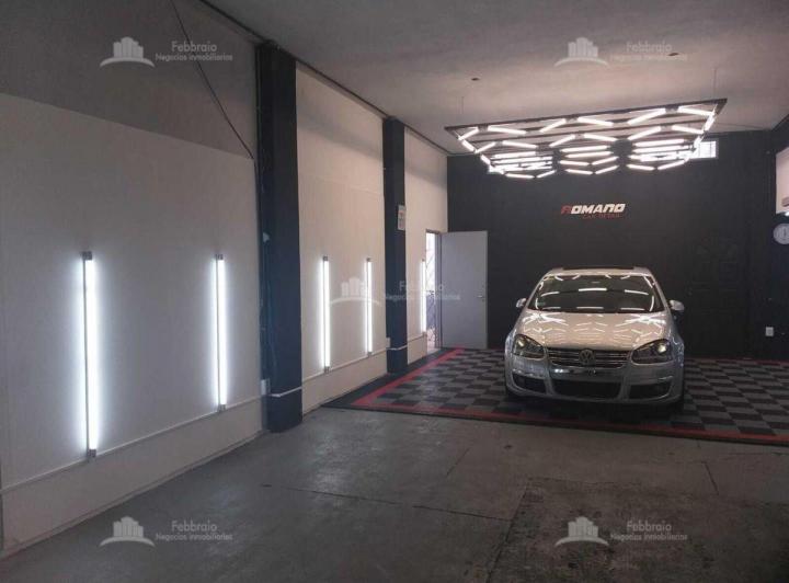 Local comercial · 110m² · 1 Ambiente · 2 Cocheras