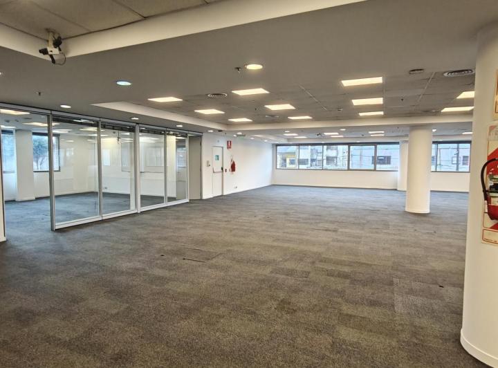 Oficina comercial · 520m² · 10 Cocheras