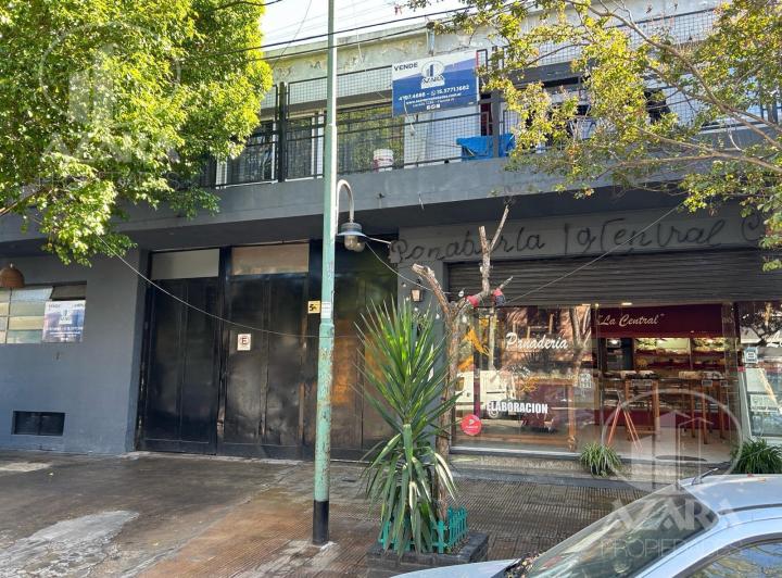 Local comercial · 1301m²