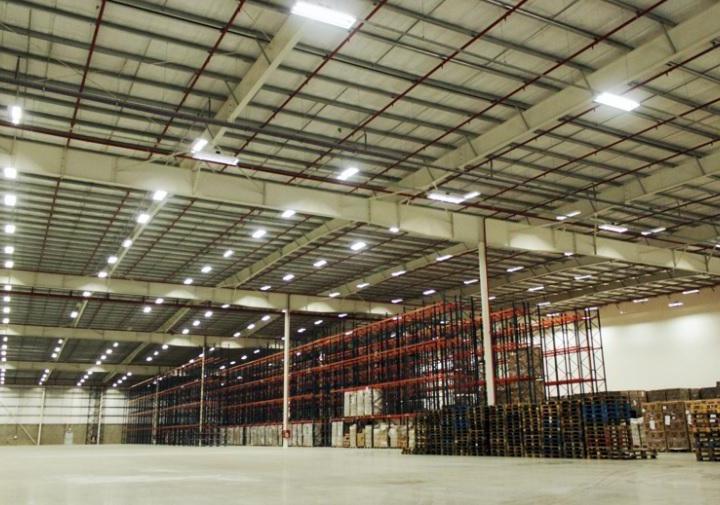 Depósito · 10000m²