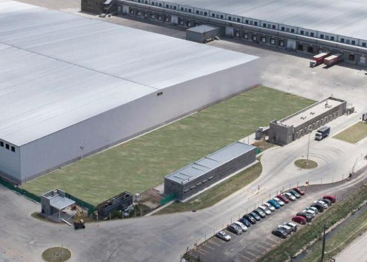 Depósito · 30000m²