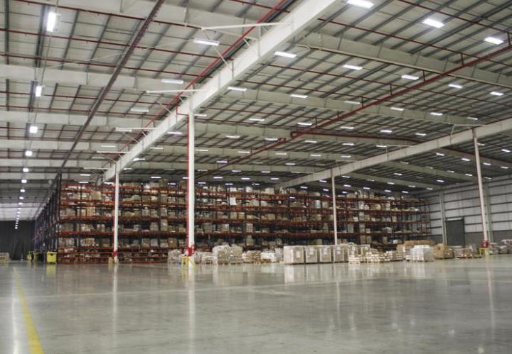 Depósito · 25000m²