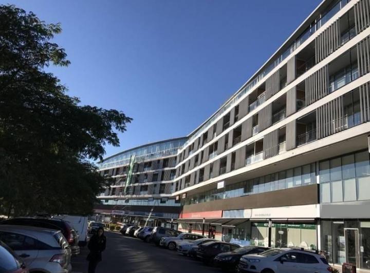 Oficina comercial · 44m² · 1 Ambiente · 1 Cochera