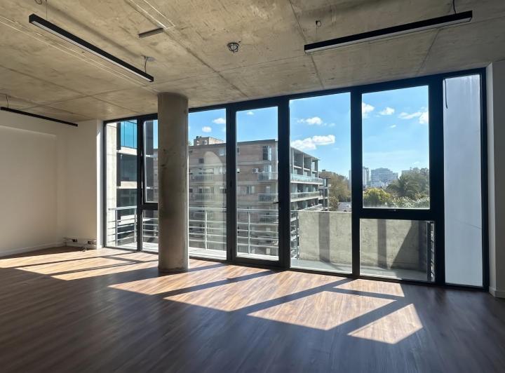 Oficina comercial · 160m² · 4 Ambientes · 2 Cocheras