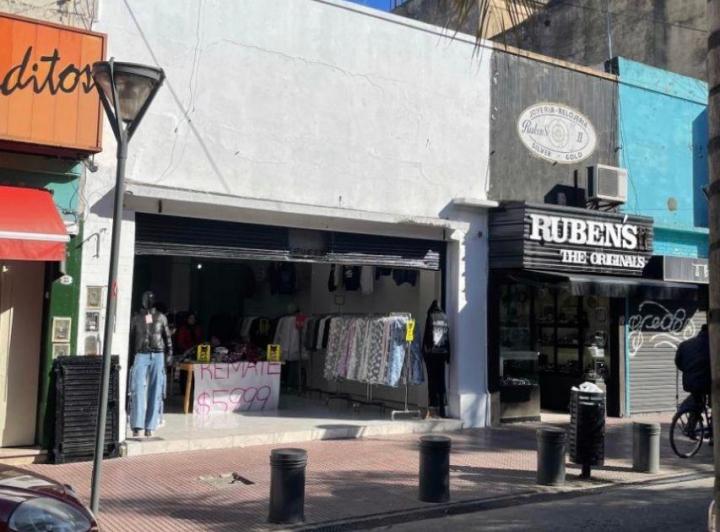 Local comercial · 140m²