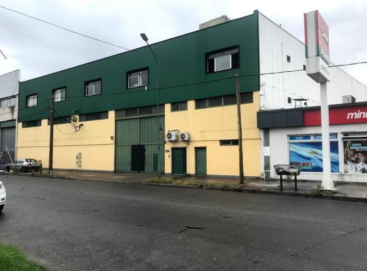 Depósito · 3000m²