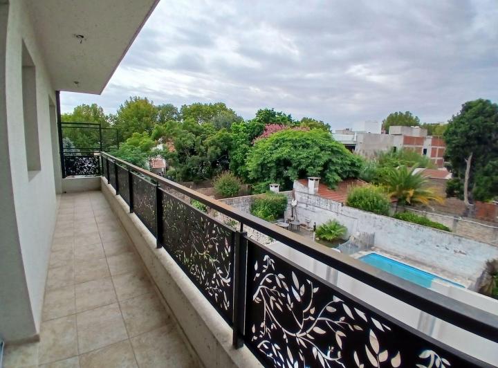 Departamento · 140m² · 4 Ambientes · 2 Cocheras