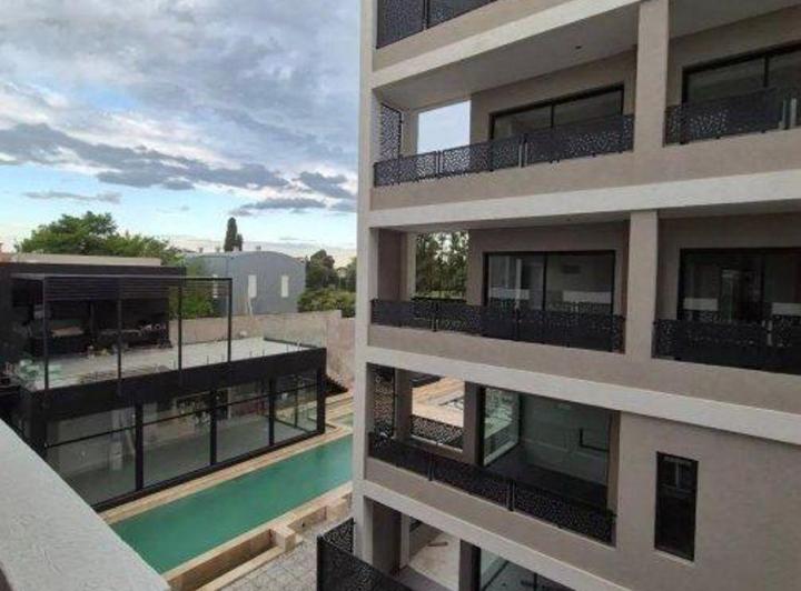 Departamento · 40m² · 2 Ambientes · 1 Cochera