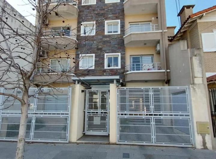 Departamento · 45m² · 2 Ambientes · 1 Cochera