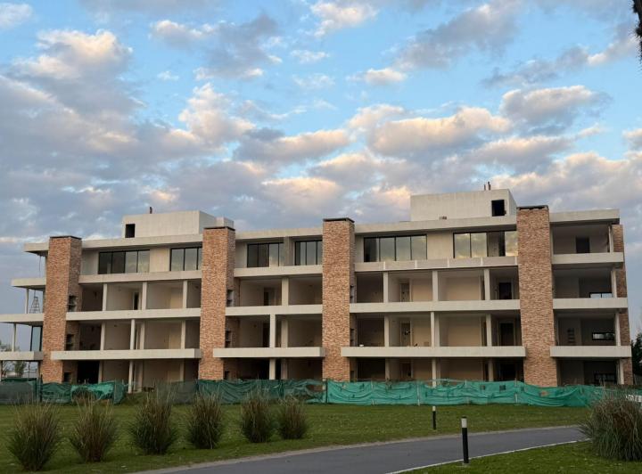 Departamento · 50m² · 2 Ambientes · 1 Cochera