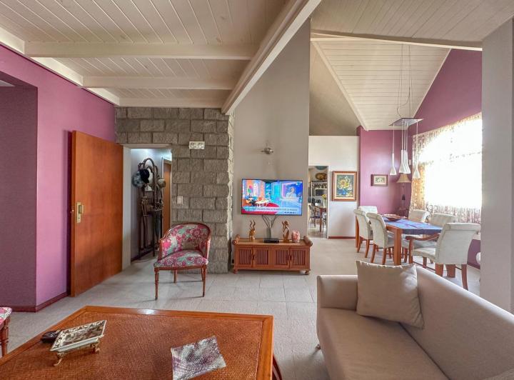 Departamento · 140m² · 4 Ambientes · 1 Cochera