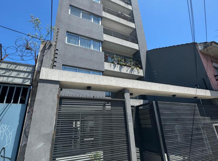 Departamento · 43m² · 2 Ambientes · 1 Cochera