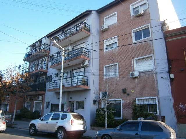 Departamento · 55m² · 4 Ambientes · 2 Cocheras