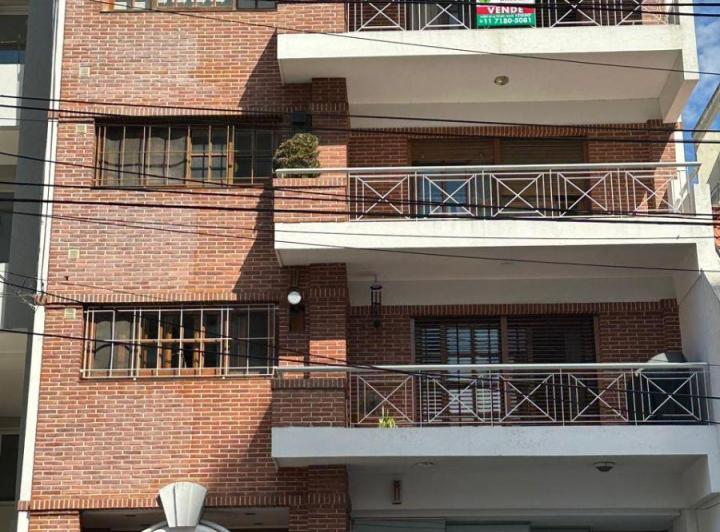 Departamento · 120m² · 4 Ambientes · 2 Cocheras