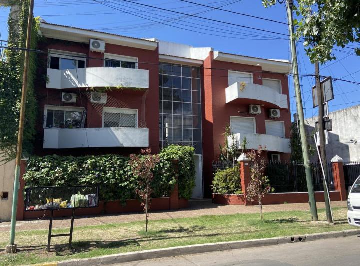 Departamento · 2 Ambientes · 1 Cochera