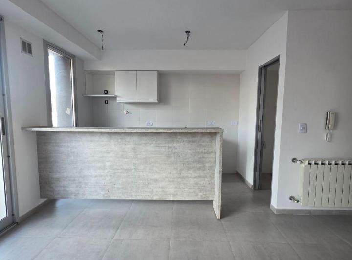 Departamento · 80m² · 4 Ambientes