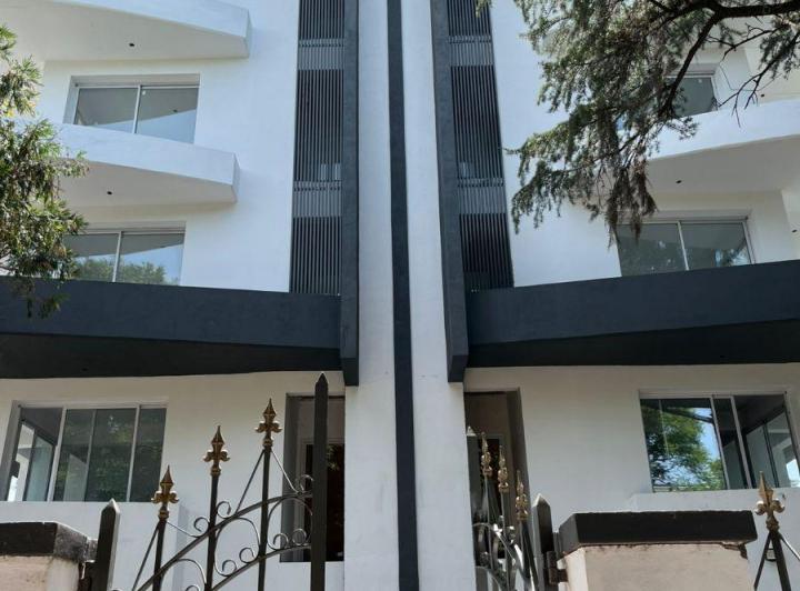 Departamento · 60m² · 2 Ambientes · 1 Cochera