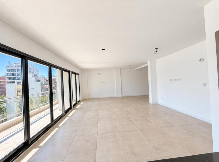 Departamento · 180m² · 4 Ambientes · 1 Cochera