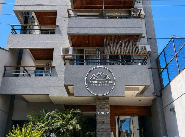 Departamento · 38m² · 2 Ambientes · 1 Cochera