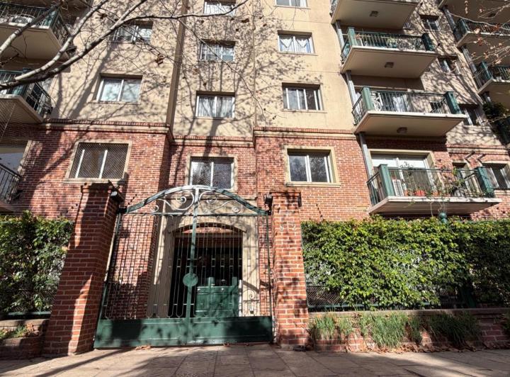 Departamento · 56m² · 2 Ambientes · 1 Cochera