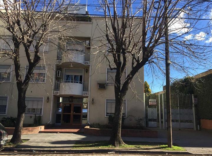 Departamento · 42m² · 2 Ambientes · 1 Cochera