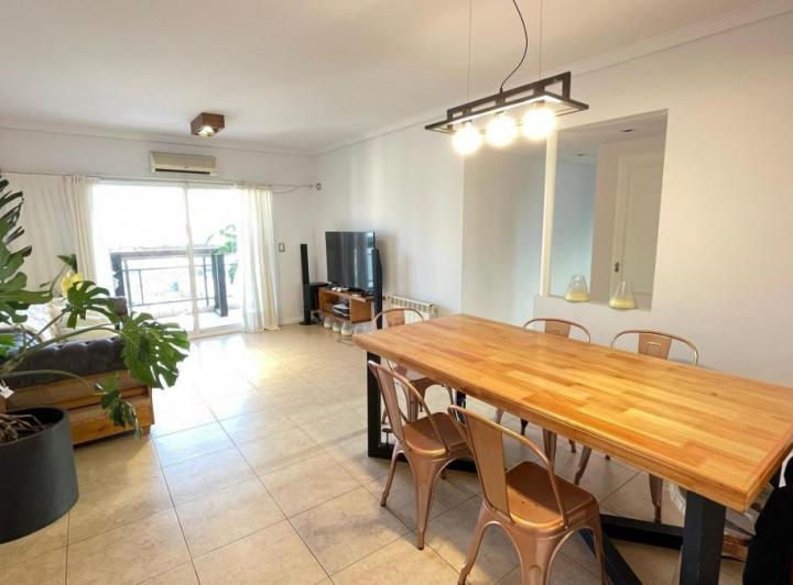 Departamento · 77ha · 3 Ambientes · 1 Cochera