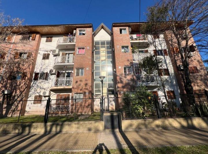 Departamento · 55m² · 3 Ambientes · 1 Cochera