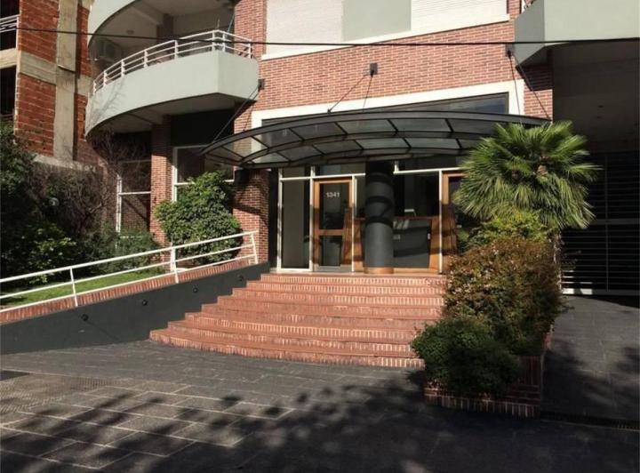 Departamento · 130m² · 4 Ambientes · 1 Cochera