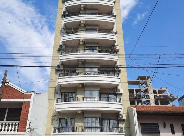 Departamento · 10m² · 4 Ambientes · 1 Cochera