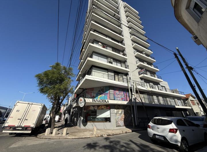 Departamento · 80m² · 3 Ambientes · 1 Cochera