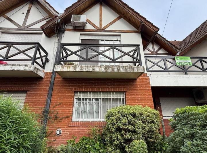 Departamento · 80m² · 4 Ambientes · 1 Cochera
